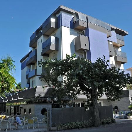 Hotel Carol Ρίμινι Εξωτερικό φωτογραφία