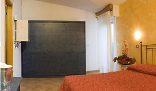 Hotel Carol Ρίμινι Δωμάτιο φωτογραφία
