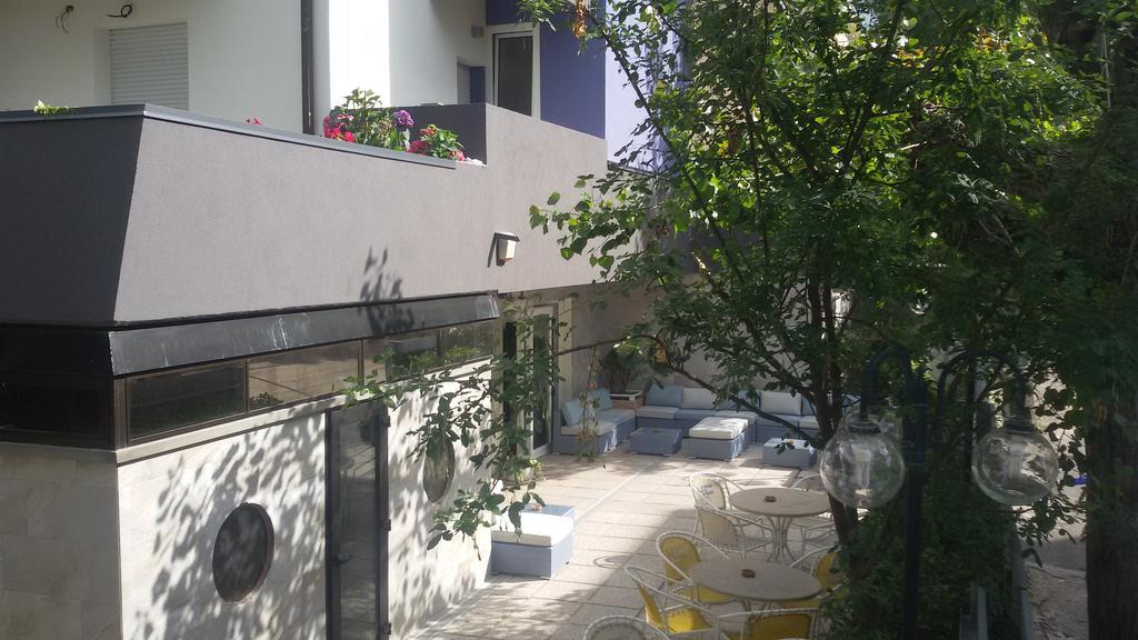 Hotel Carol Ρίμινι Εξωτερικό φωτογραφία